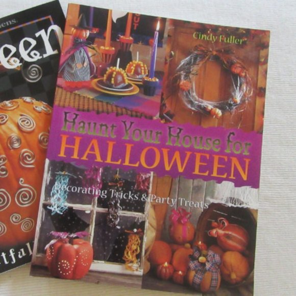 4 Halloween Fun Better Homes and Gardens Soft-Cover Craft Books - Picture 4 of 12